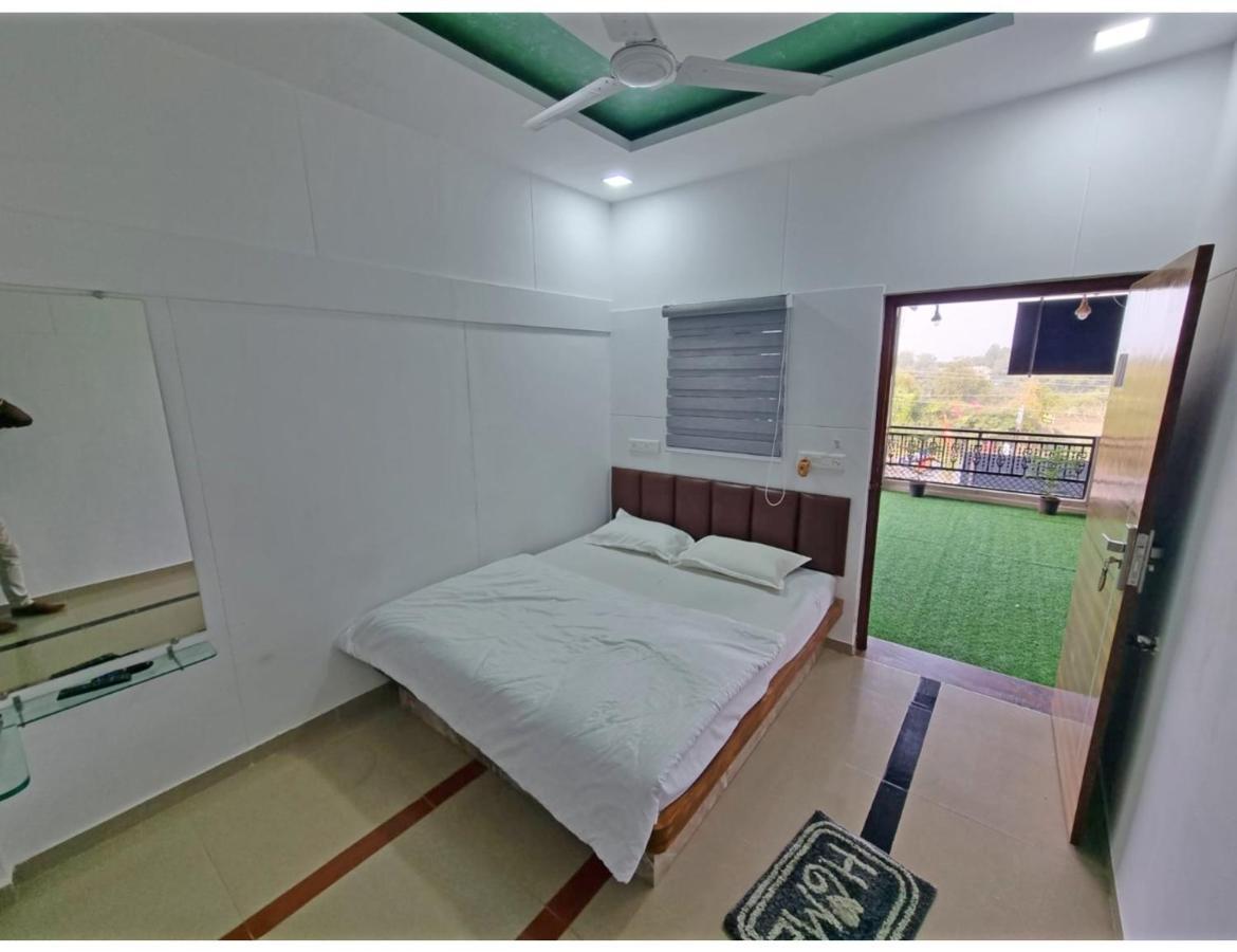 Hari Homestay, Garudeshwar Buitenkant foto