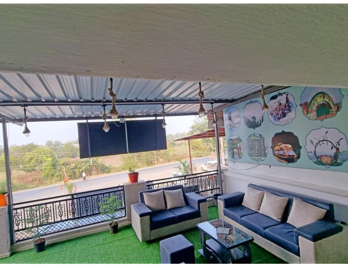 Hari Homestay, Garudeshwar Buitenkant foto